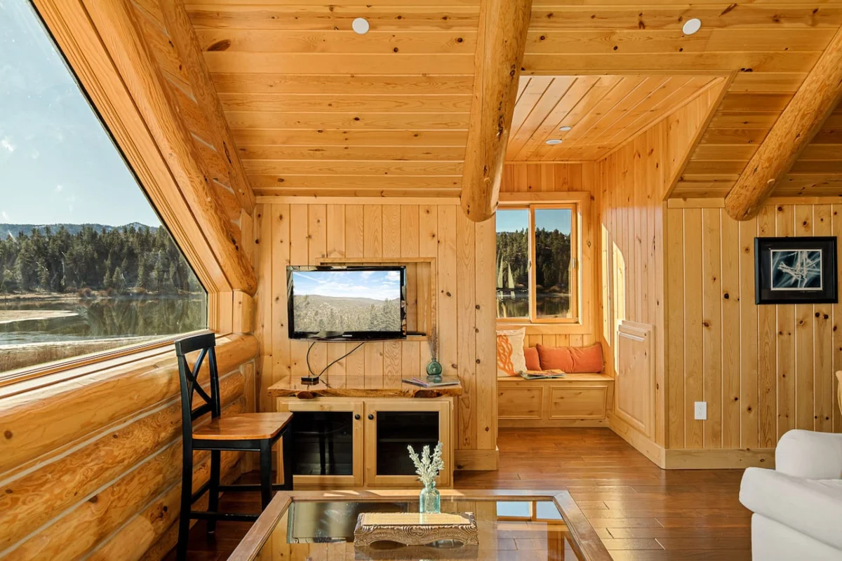 Luxurious Coyote Flat w/ Lake Views & Game Room #36