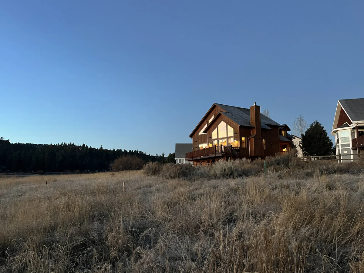 Luxurious Coyote Flat w/ Lake Views & Game Room #9