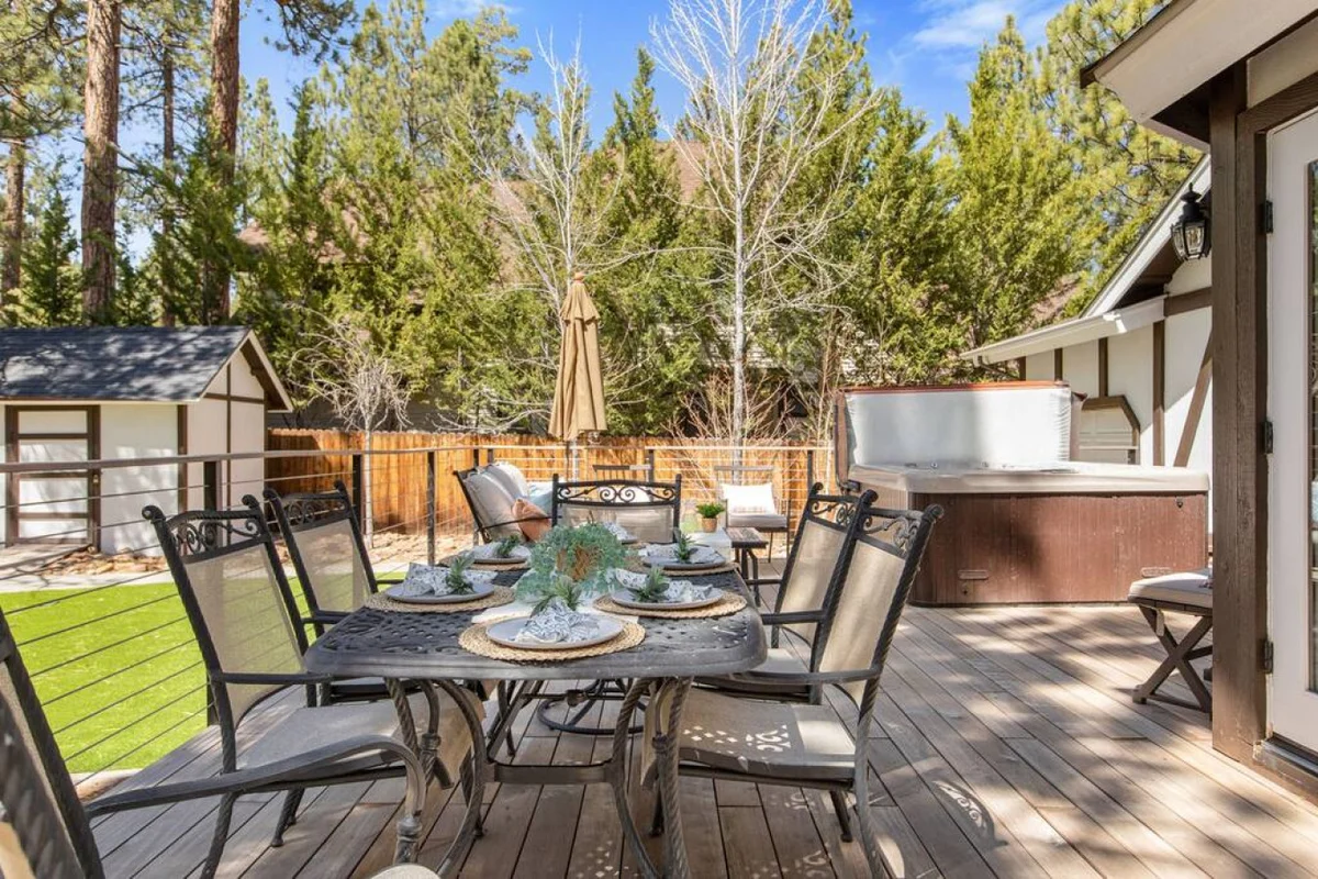 Modern Lodge Near the Ski Slopes, Hot Tub, Games #88