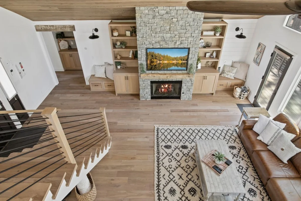 Modern Lodge Near the Ski Slopes, Hot Tub, Games #91