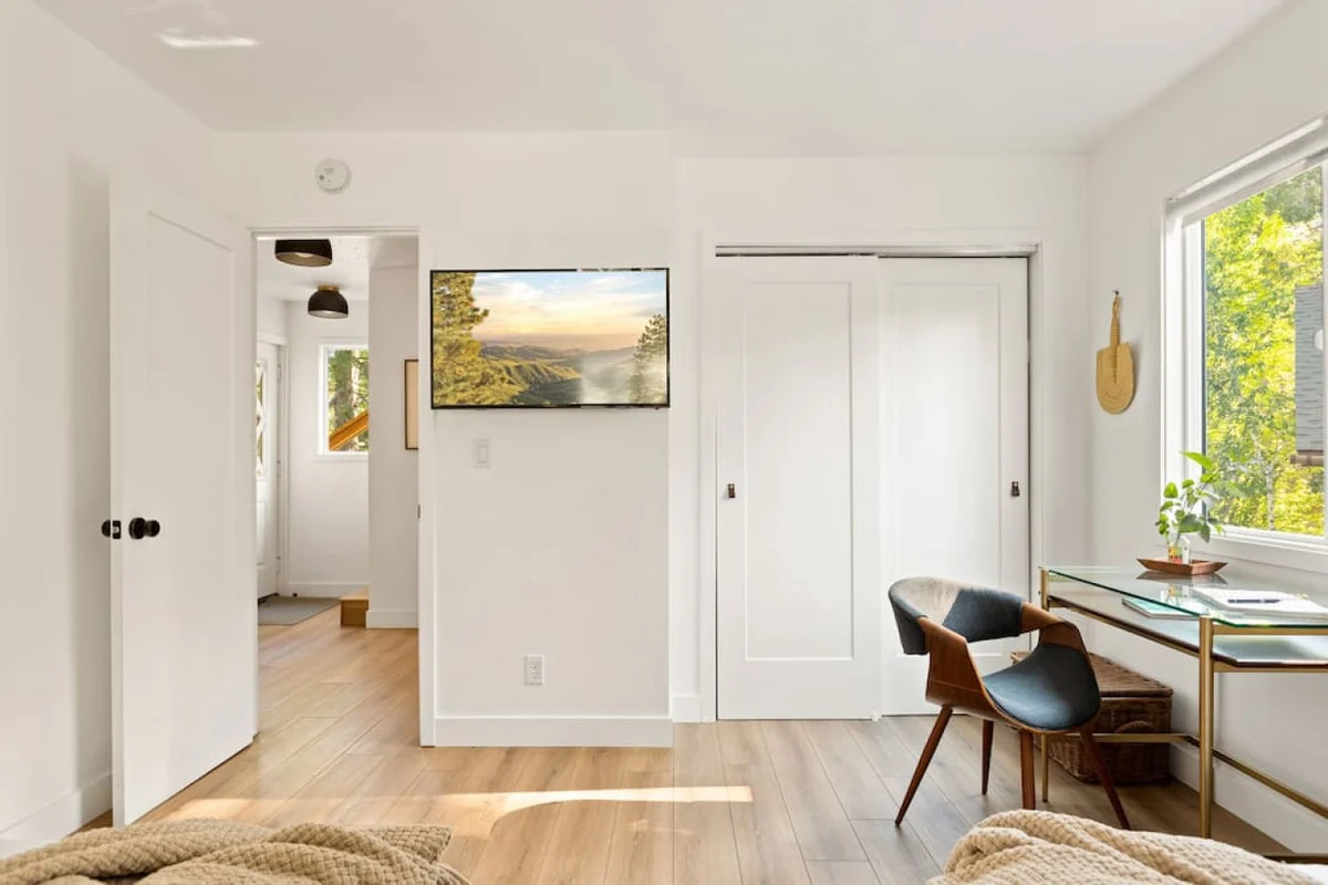 Mont Moderne, 5 Minutes to Ski Resorts & Hot Tub #72