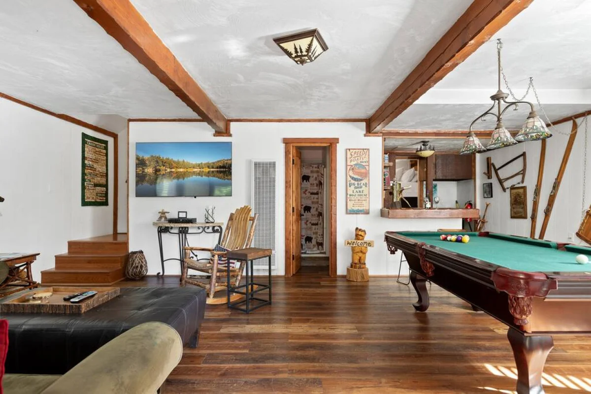 Monterey Log Lair with Pool Table - Slope Views #15
