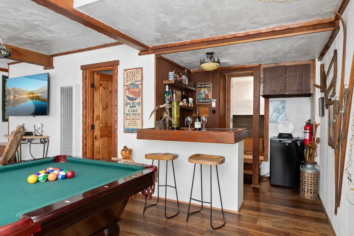 Monterey Log Lair with Pool Table - Slope Views #6