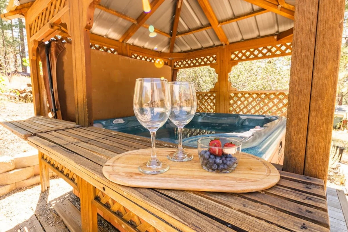 NAMU CABIN • Modern Chic Design • Spa & Gameroom #73