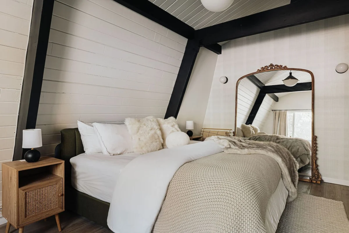 Rockspray Designer Retreat| Deck, Arcade Games, AC #70