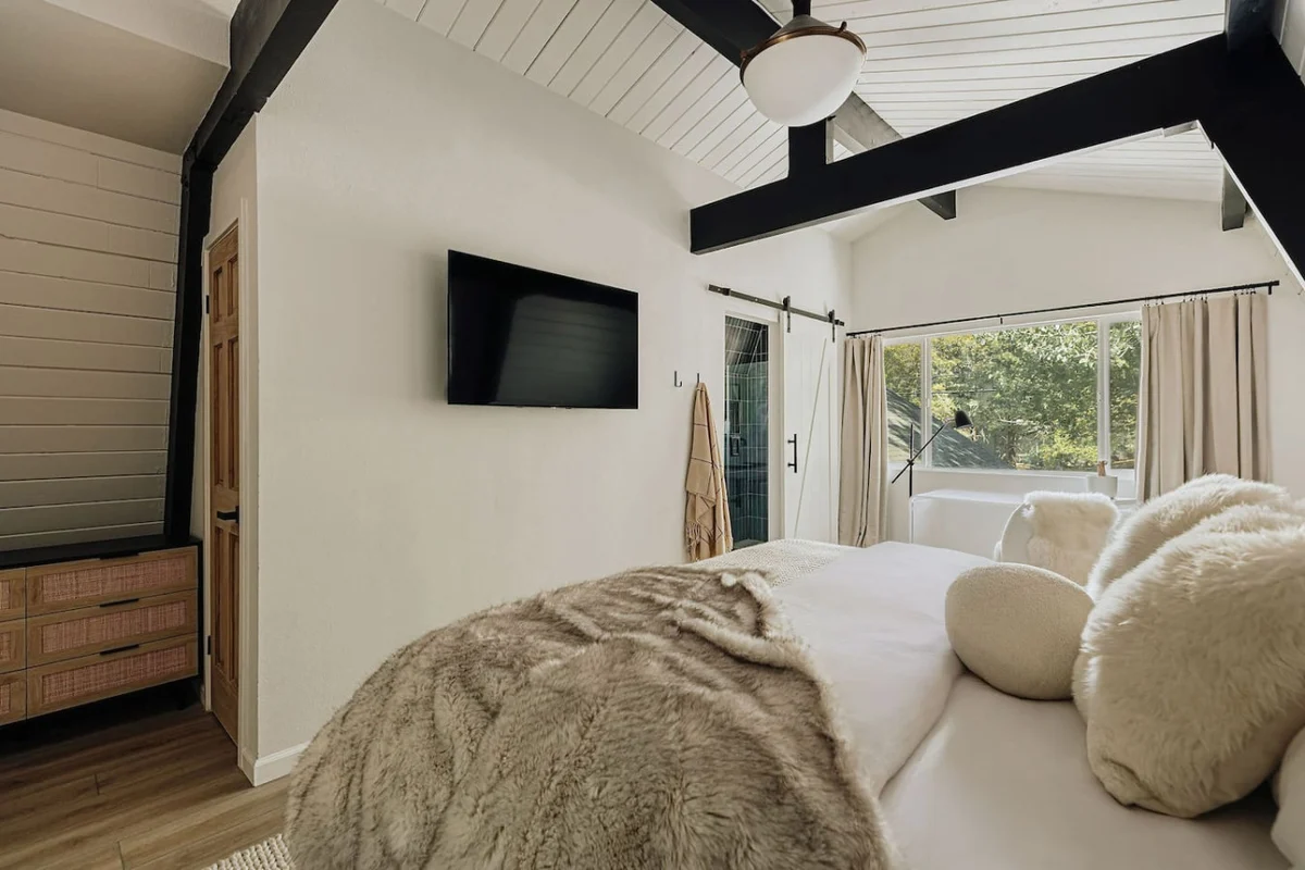 Rockspray Designer Retreat| Deck, Arcade Games, AC #91