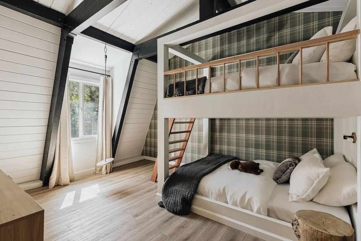 Rockspray Designer Retreat| Deck, Arcade Games, AC #49