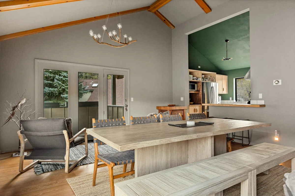 Romero House + Moonridge 2BR Ski Oasis + Prime Location #38