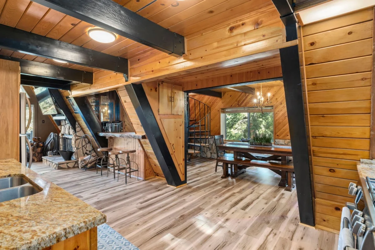 A Frame Slope Chalet |Mountain Views and Hot Tub #75