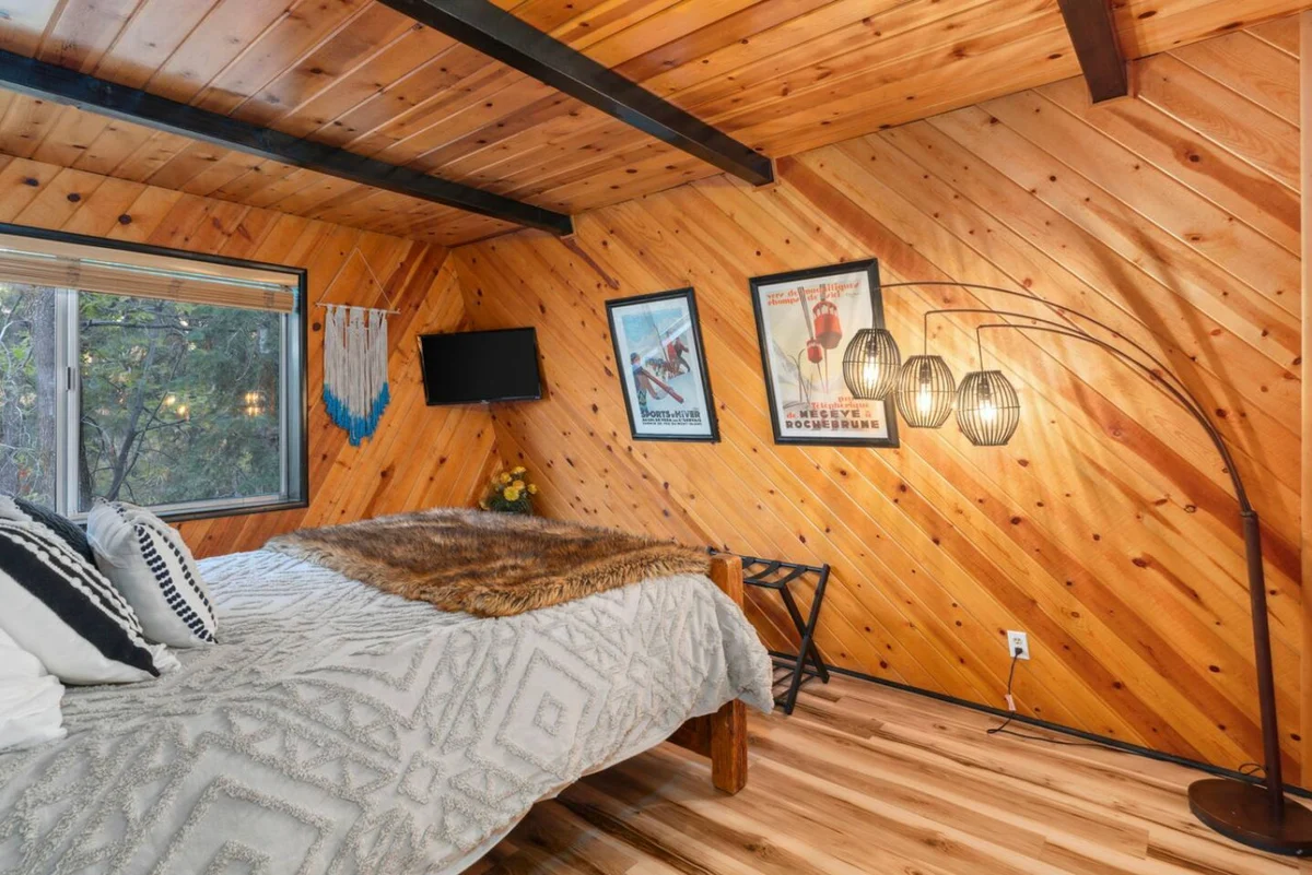 A Frame Slope Chalet |Mountain Views and Hot Tub #58