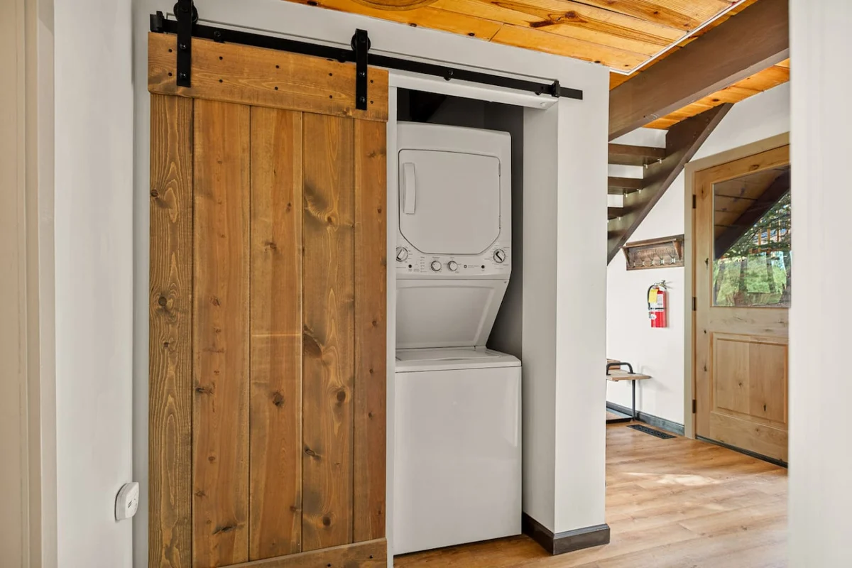 Soul Peak Mountain Cabin w/ Deck & Hot Tub #57