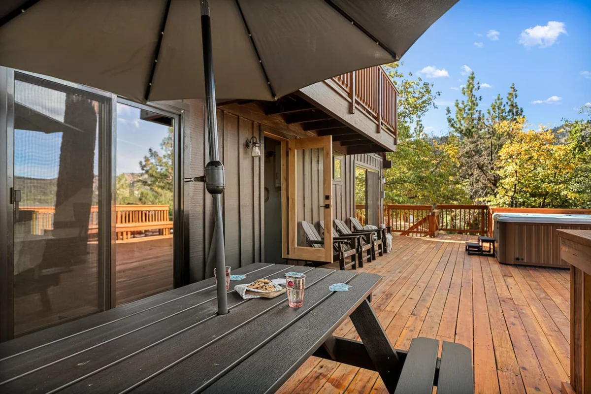 Soul Peak Mountain Cabin w/ Deck & Hot Tub #61