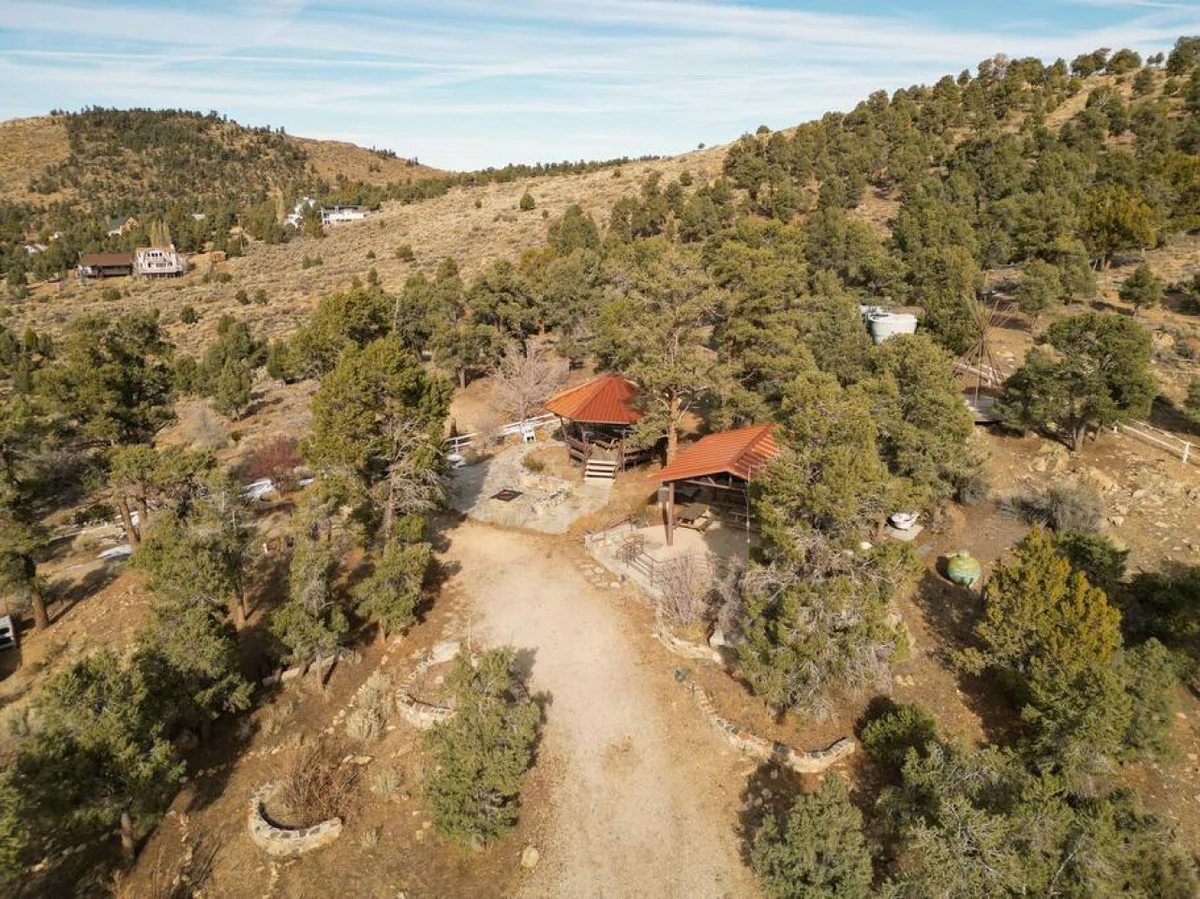 Steel Pine Lodge: As Seen On TV * Immaculate Views #32
