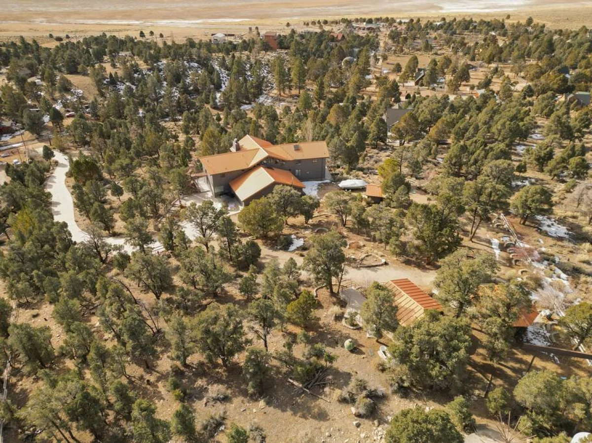 Steel Pine Lodge: As Seen On TV * Immaculate Views #41
