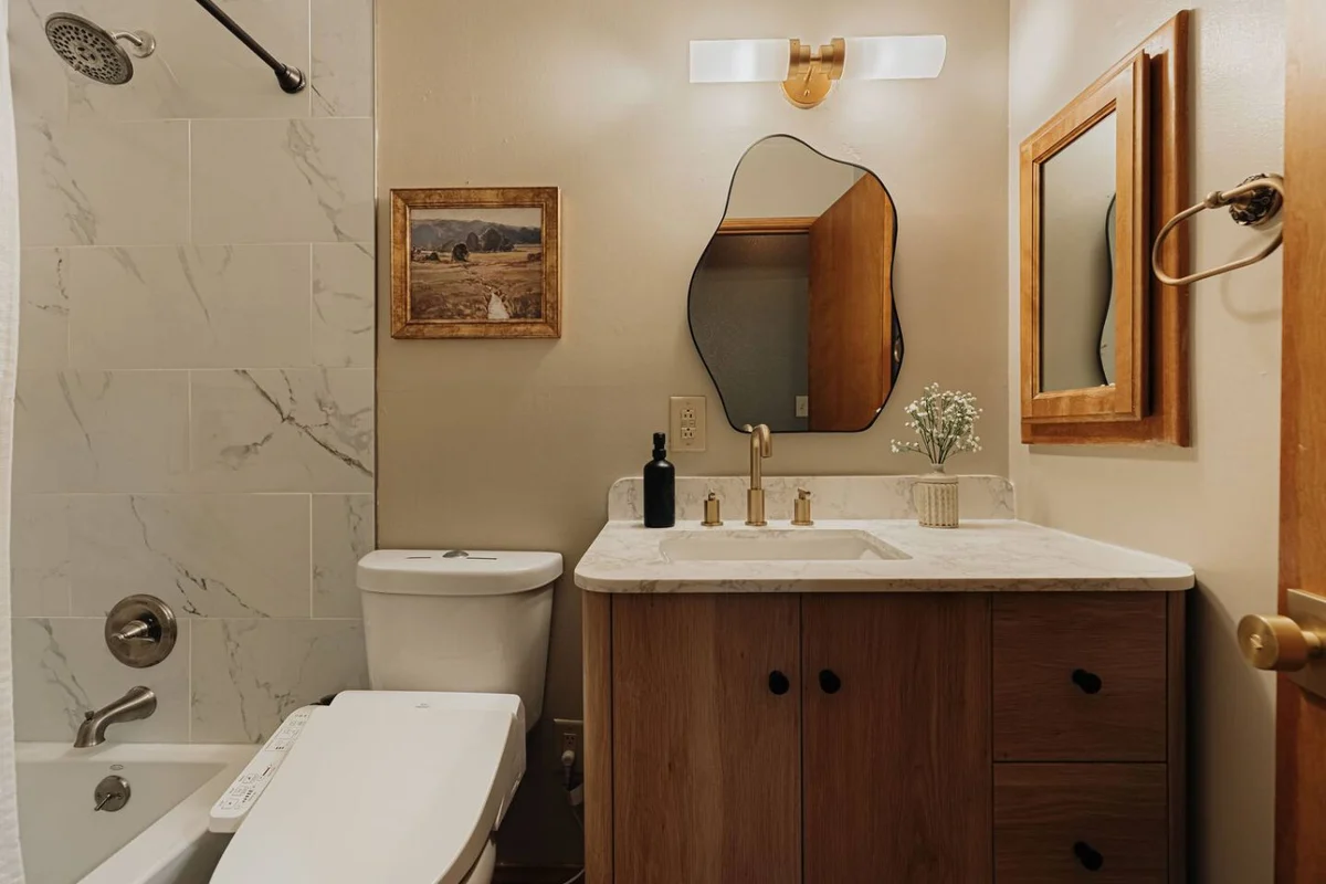 Stylish Sylvan Glen Chalet w  Hot Tub, Pool Table #86