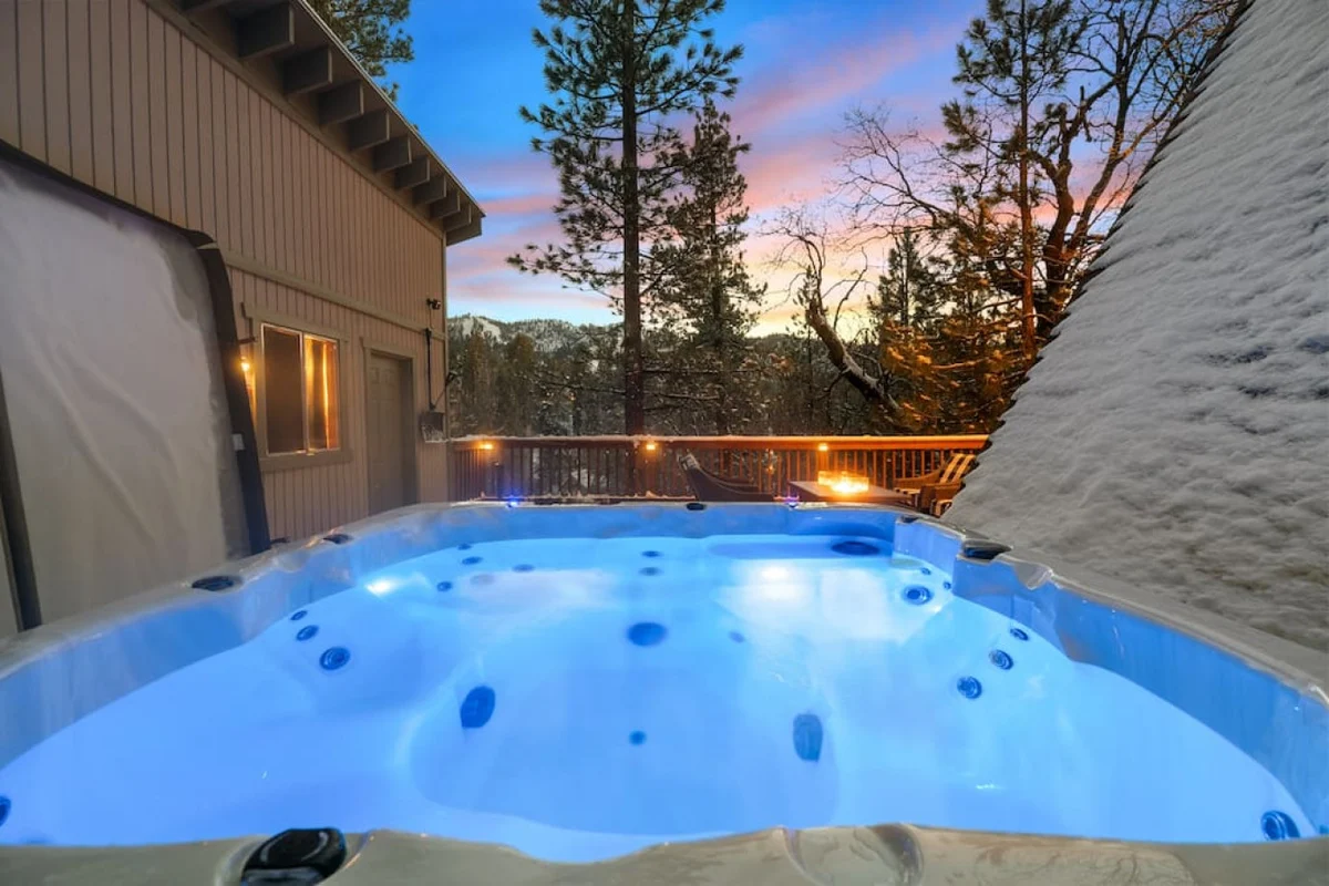 Treehouse Cottage A-Frame + Games + Spa + BBQ #26