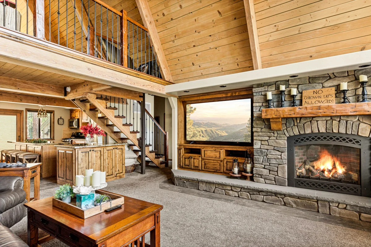 Treehouse Cottage A-Frame + Games + Spa + BBQ #83