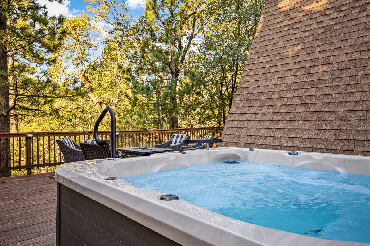 Treehouse Cottage A-Frame + Games + Spa + BBQ #67
