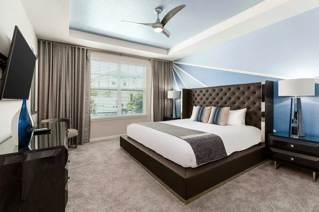 Bedroom 1 image 1