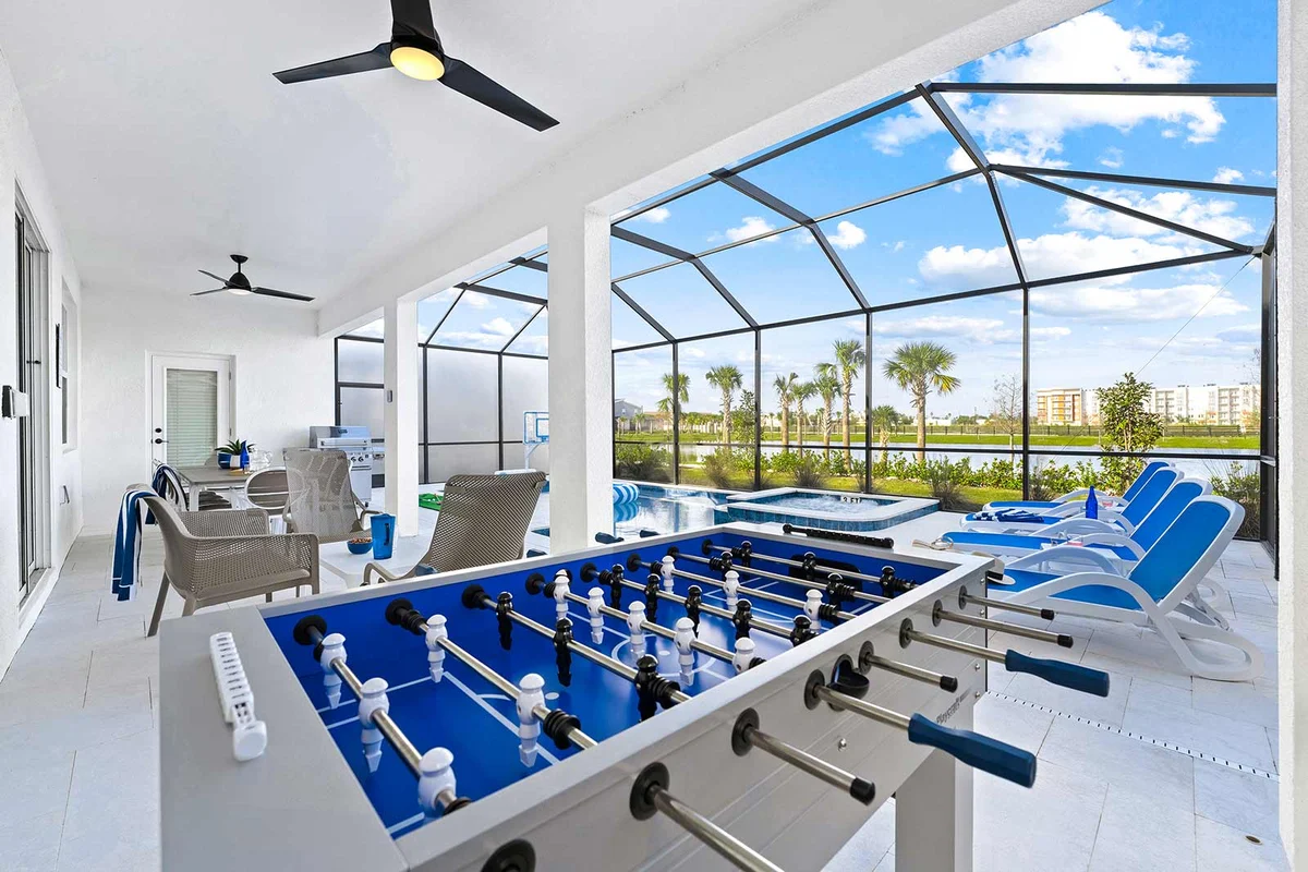 VOR5575AA: 6 Bed, Imagination Lab, Theater #28