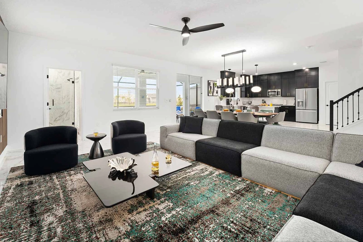 VOR5575AA: 6 Bed, Imagination Lab, Theater #31