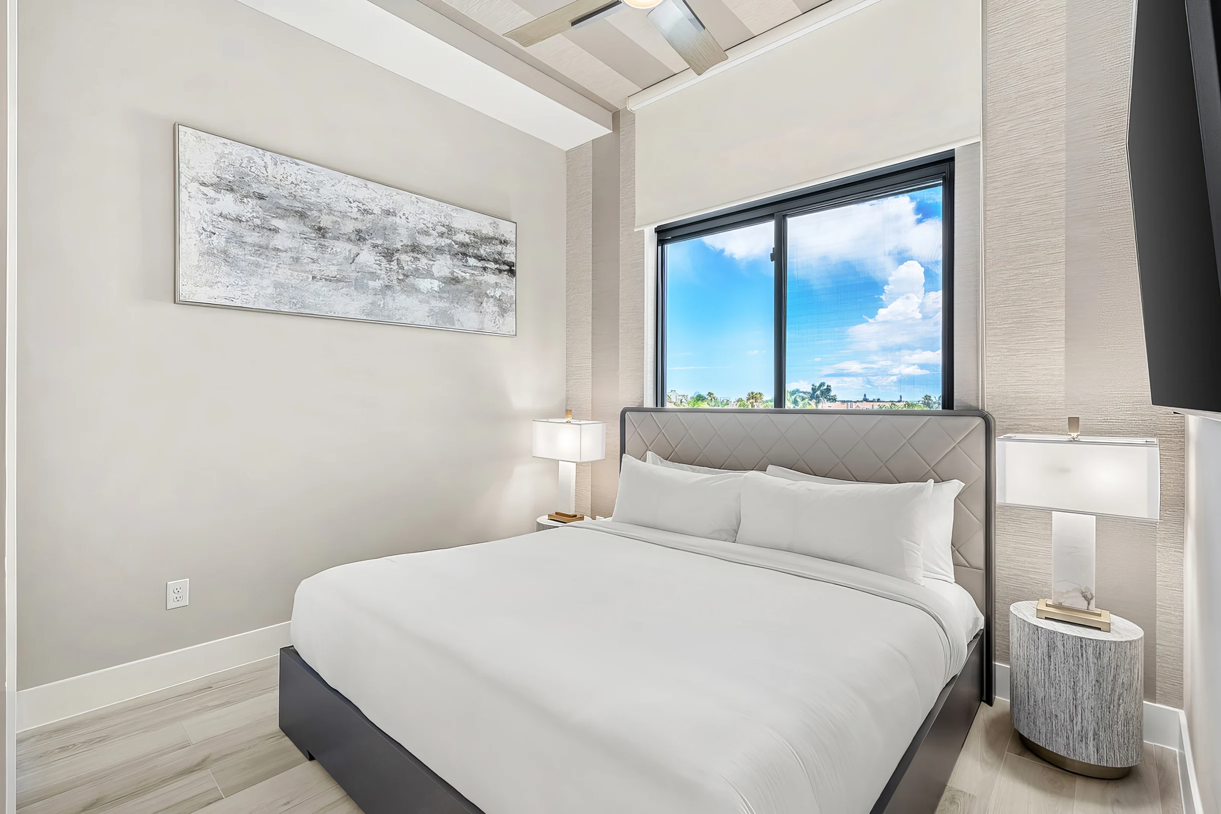 HI3031HL405: 3 bed, seascape #10