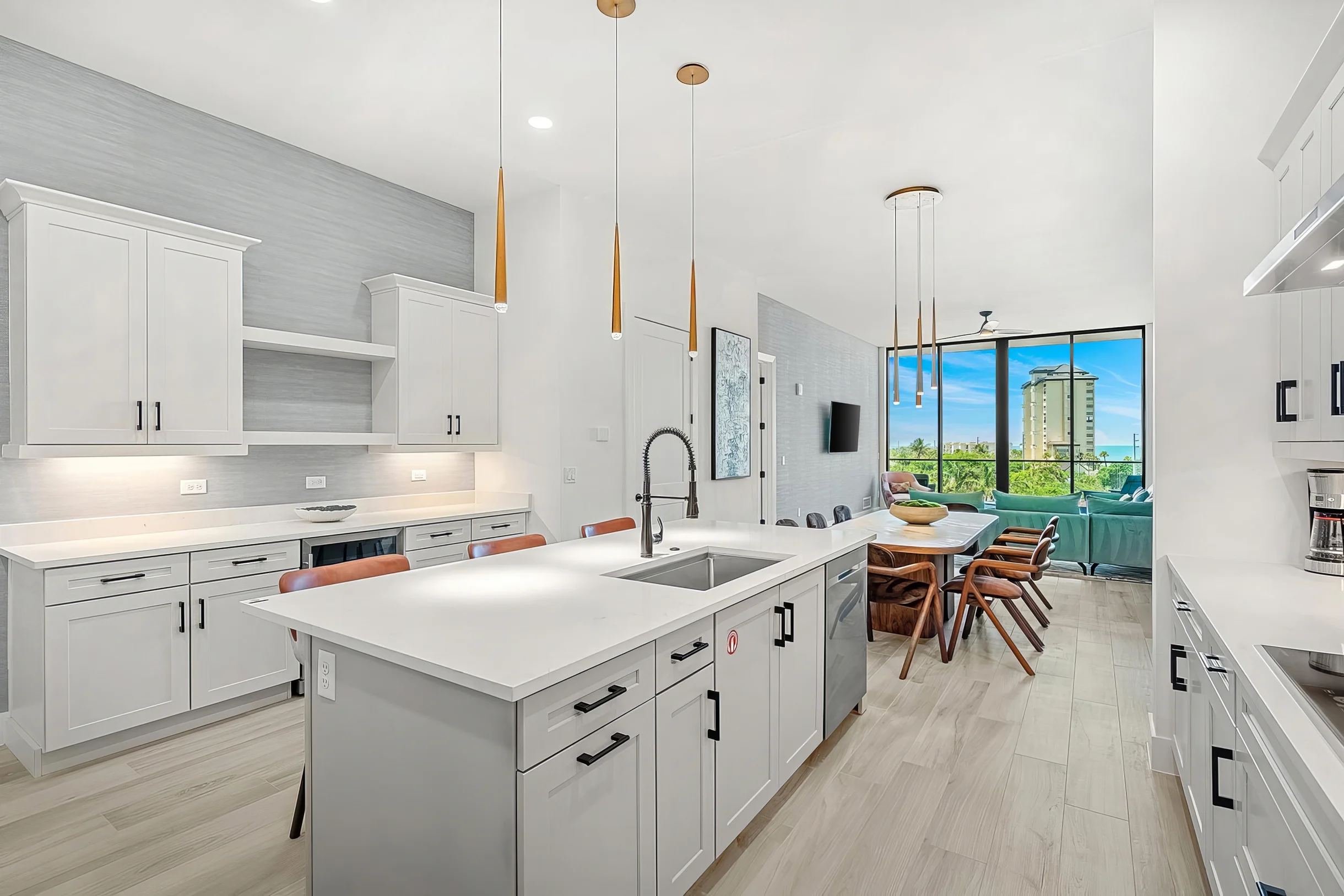 HI3031HL405: 3 bed, seascape #42
