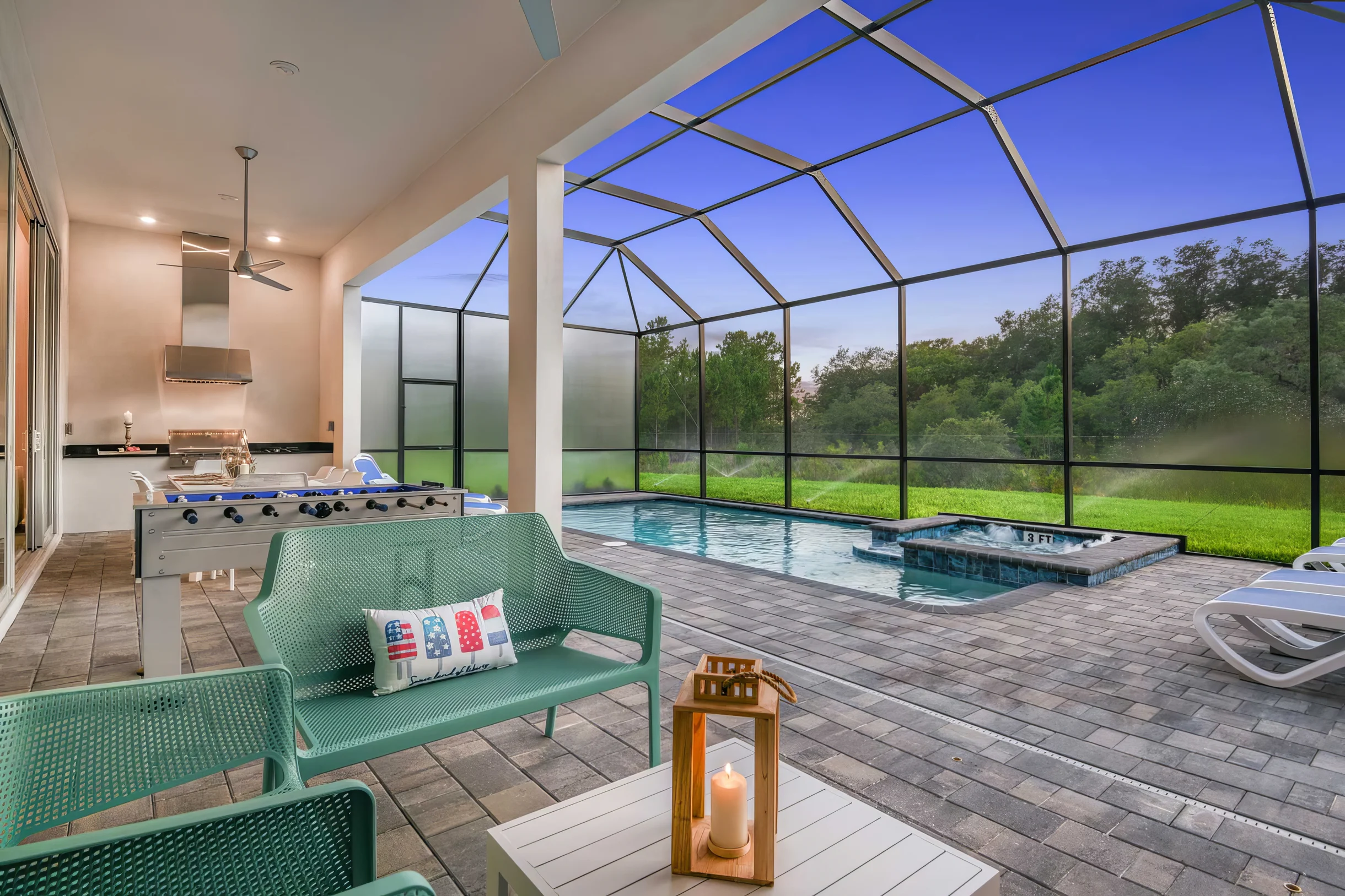 Wander Davenport Whispering Oaks #2