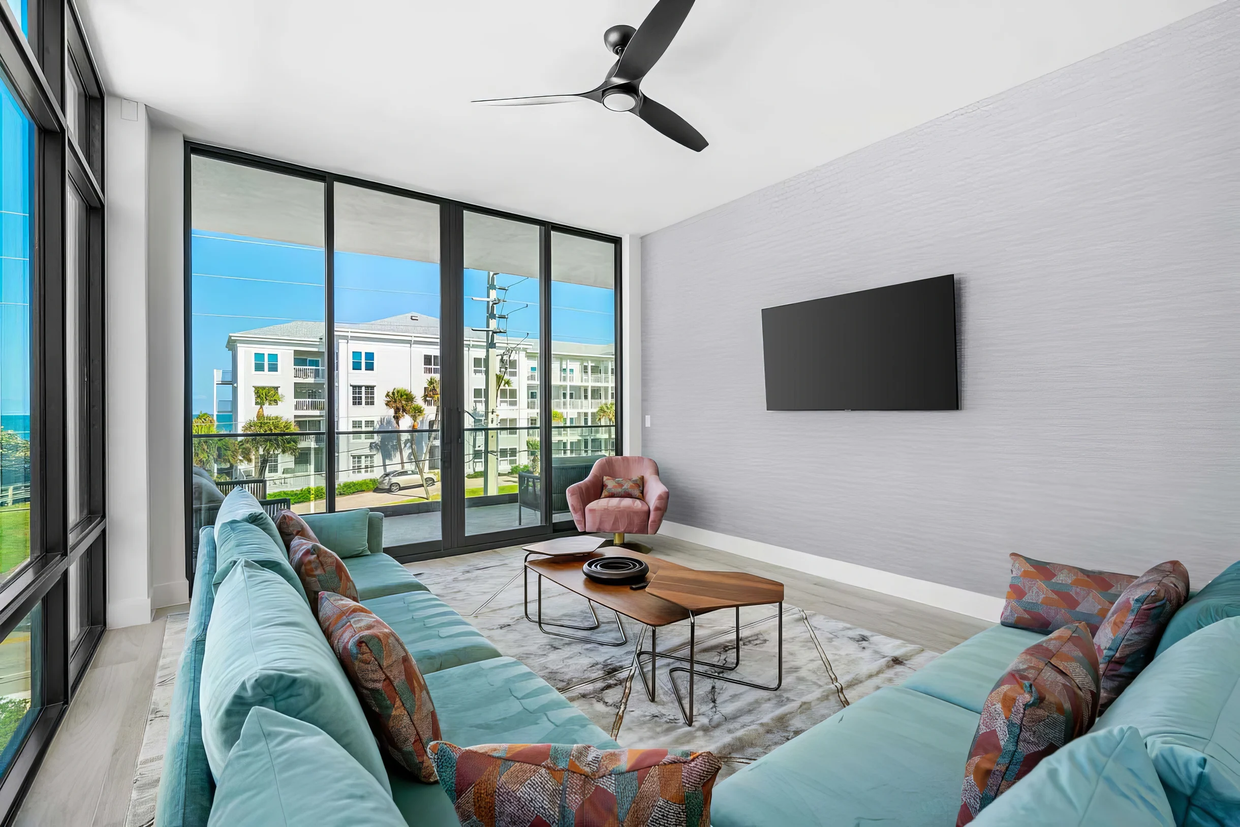 HI3051HL301: 3 bed, seascape #36