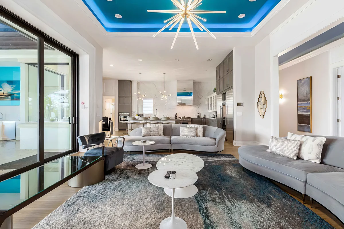 Wander Reunion Haven