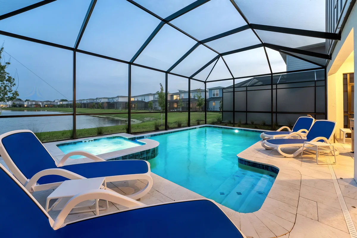 Wander Orlando Sapphire