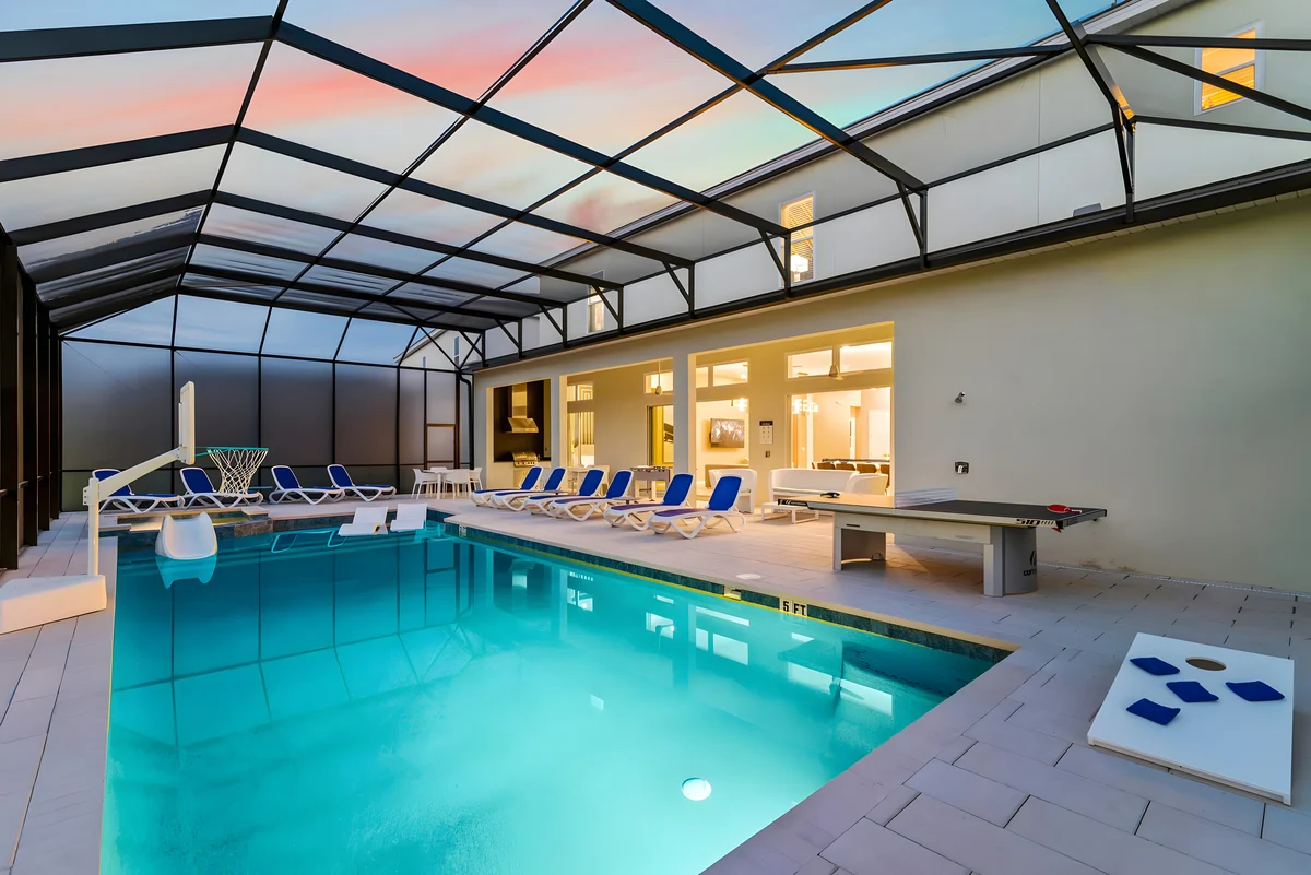 1759OB - 11 Bed - Celebrity Chateau - ST073