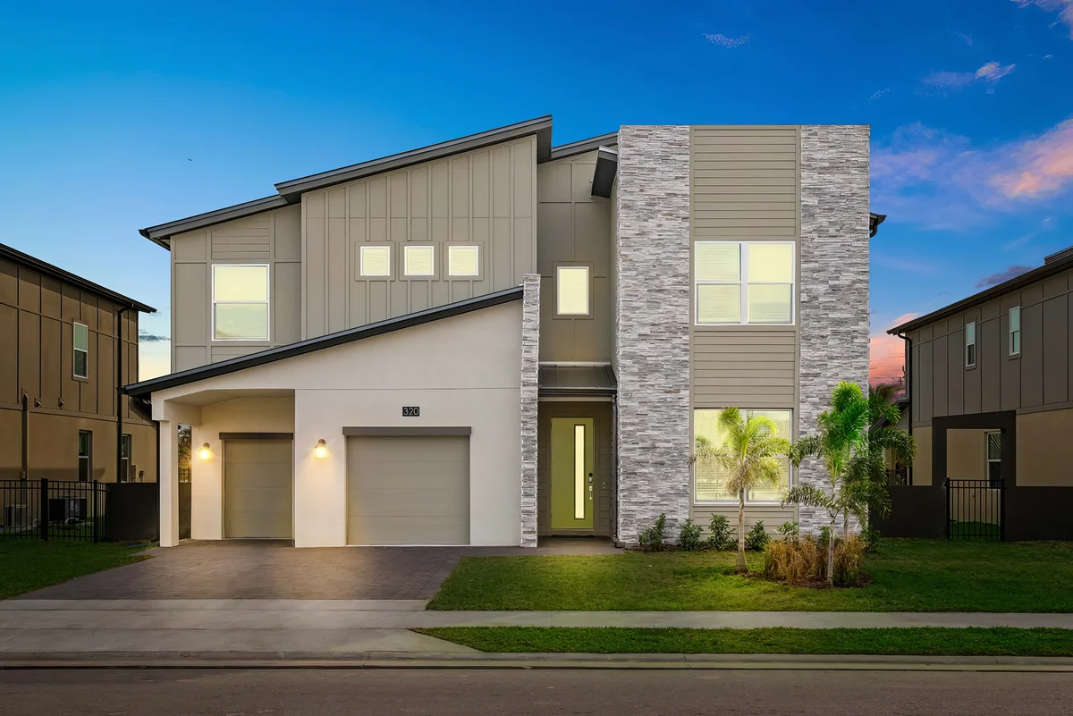 Wander Melbourne Beach Charm