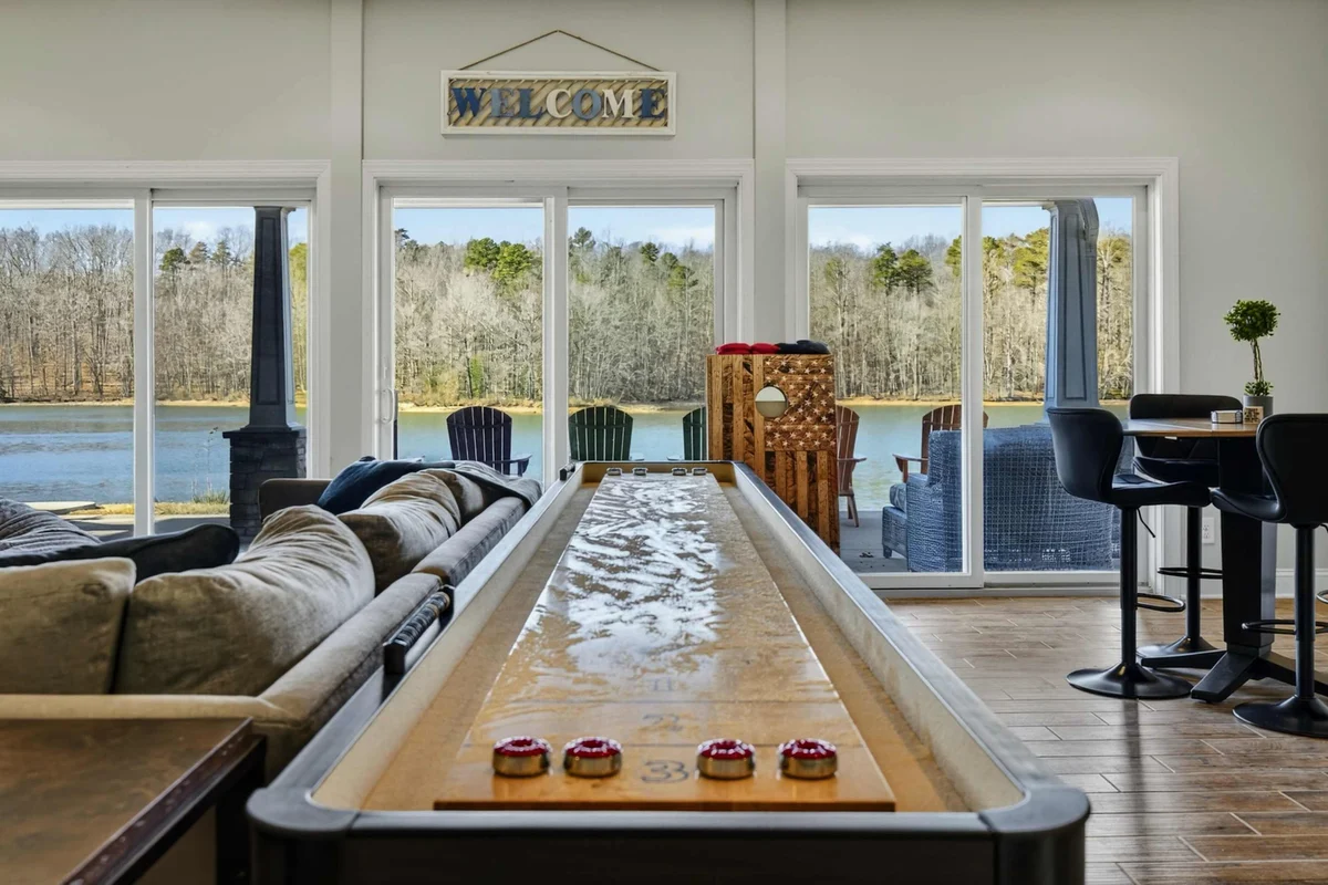 Home in Bumpass property photo 3