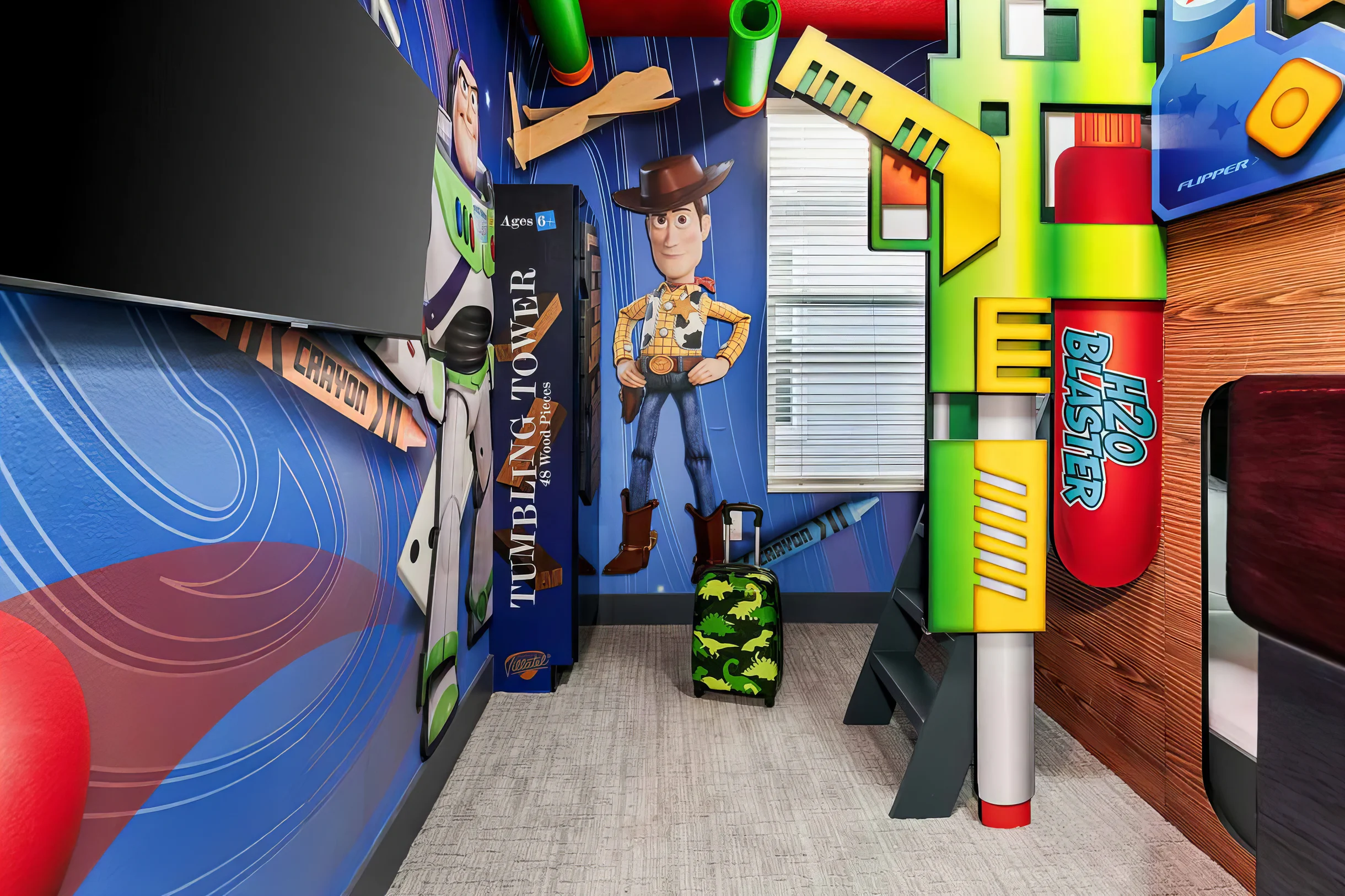 VOR4680TD: 7 Bed, Superhero City, Toy Box, Gaming Nook #23