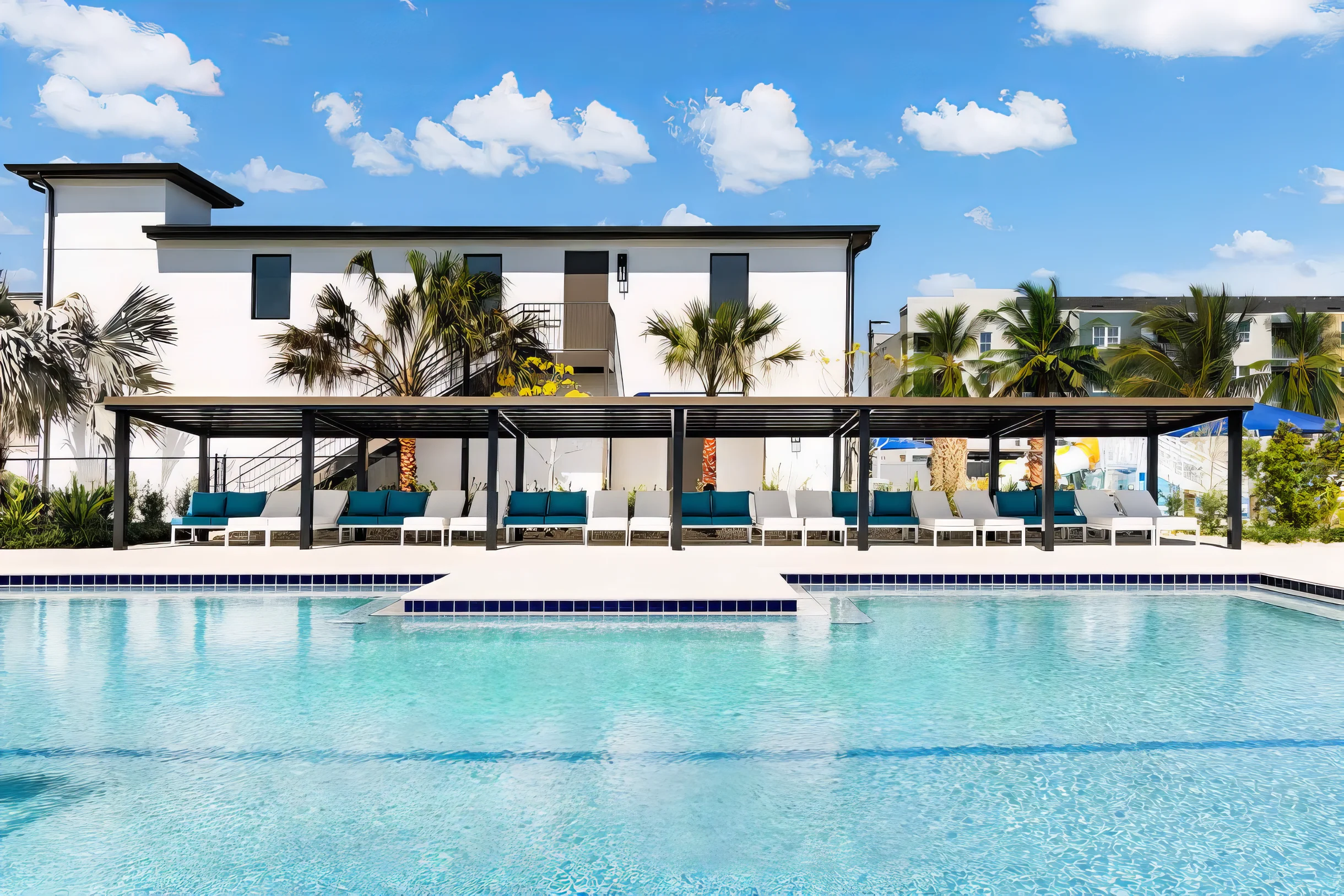 VOR4718HW: 4 Bed, Safari, Pool #8