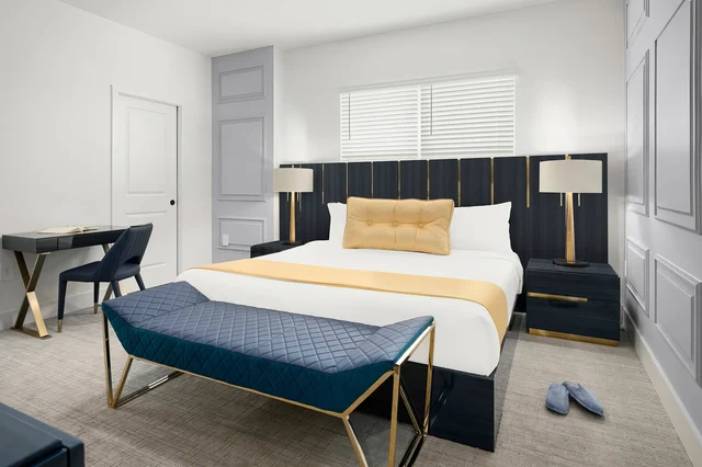 Bedroom 1 image 1