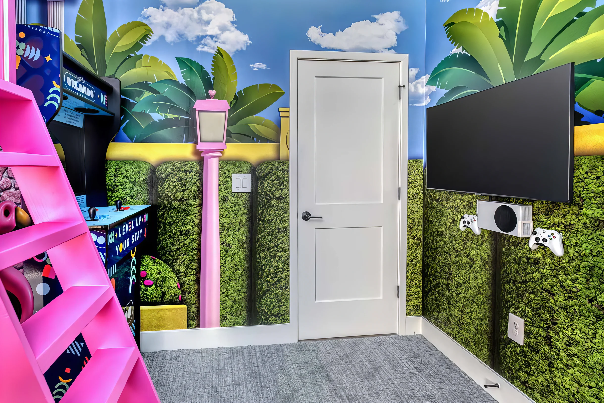 VOR4605TD: 5 Bed, Dollhouse, Pool #36
