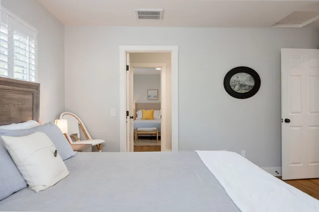 Bedroom 4 image 1