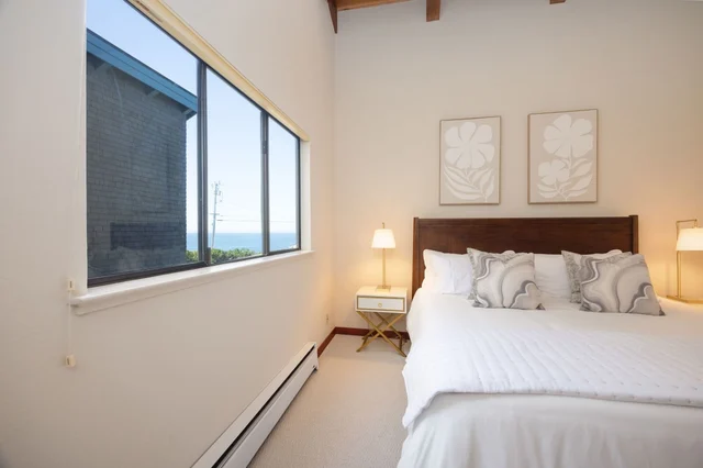 Bedroom 3 image 1