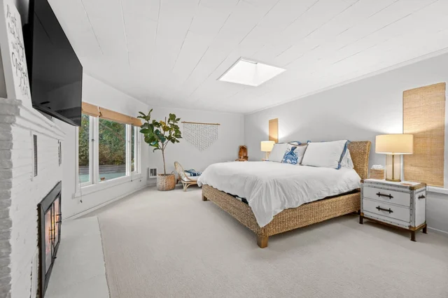 Bedroom 3 image 1