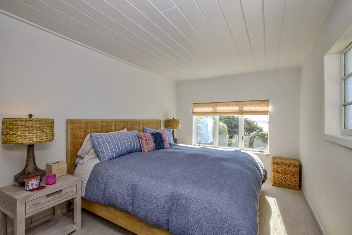 Entire Oceanfront Home – Breathtaking 180° Views Near San Francisco #3