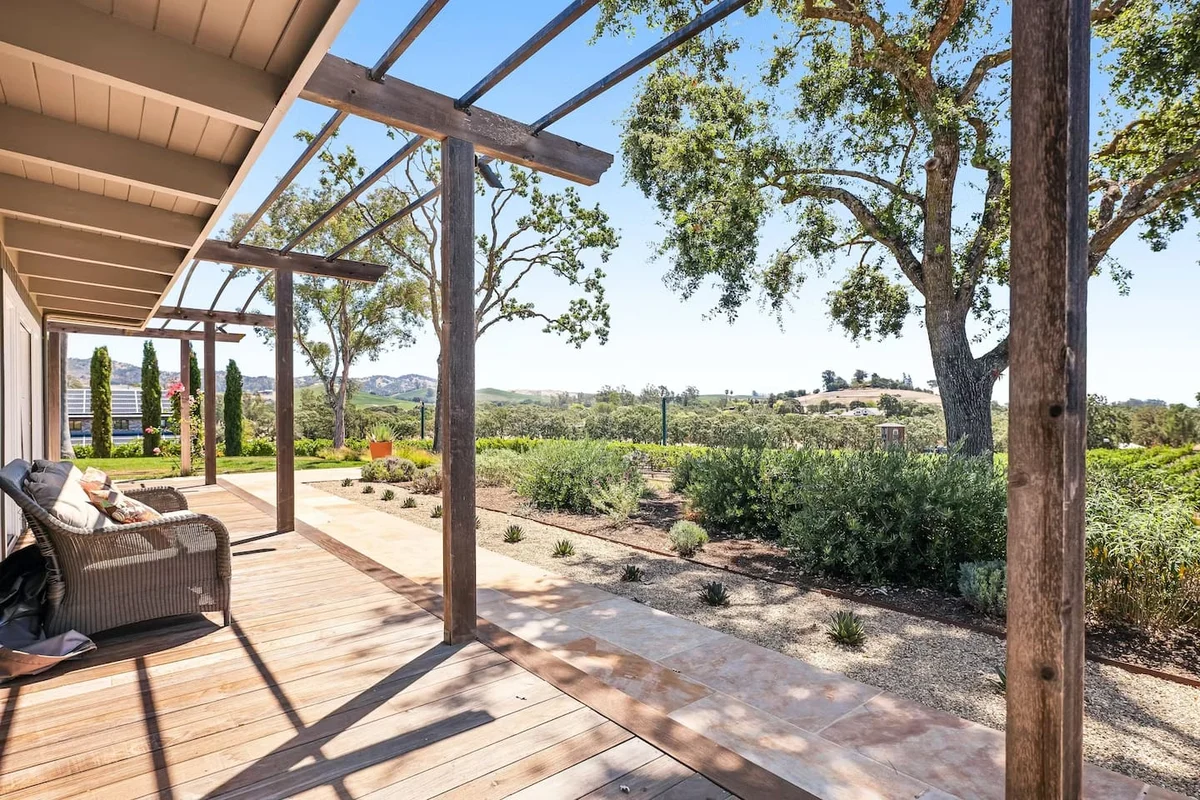 Chardonnay View #33