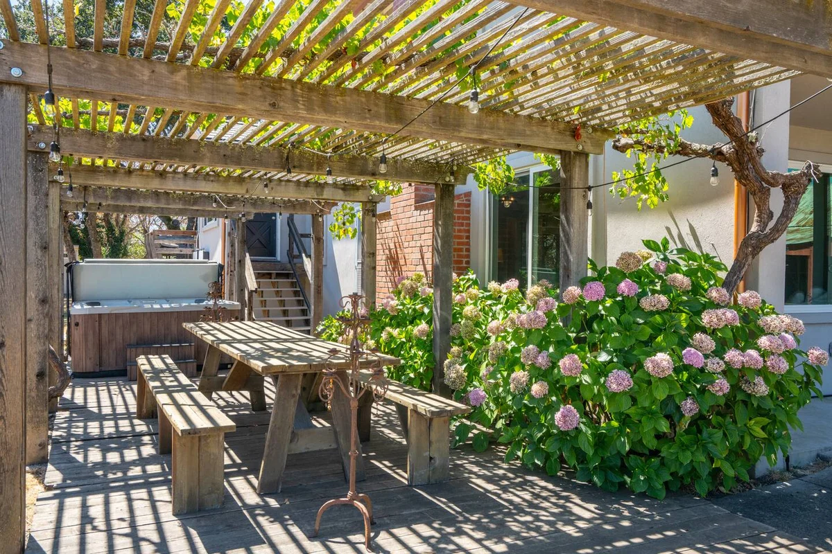 Home in Sonoma property photo 4