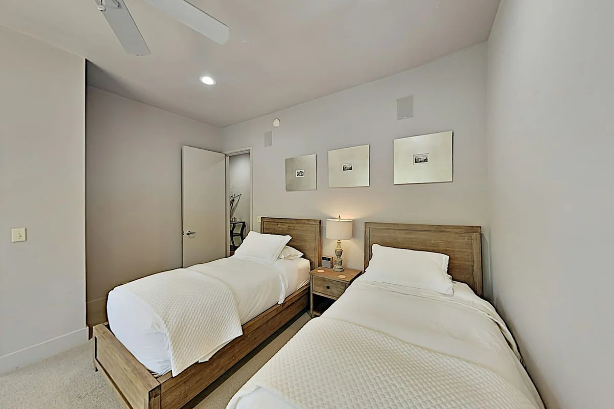 Bedroom 3 image 1