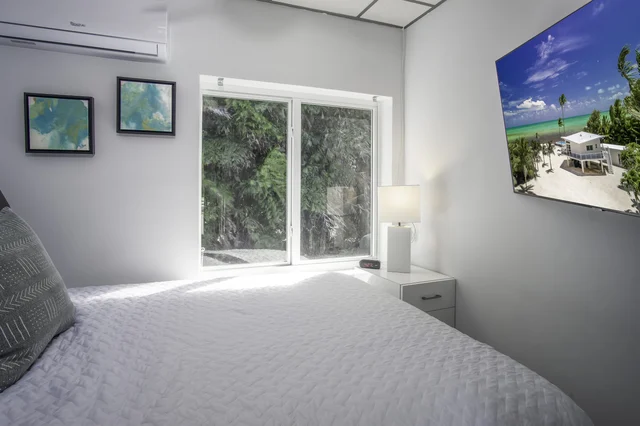 Bedroom 3 image 1