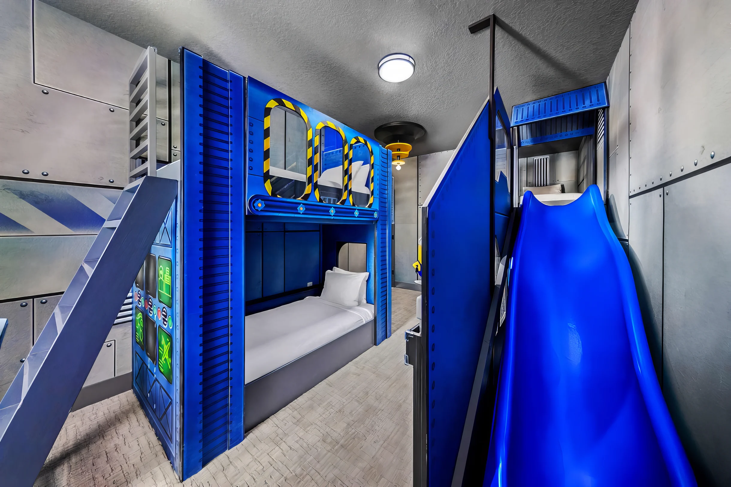 VOR4772HW: 4 Bed, Imagination Lab, Pool #33