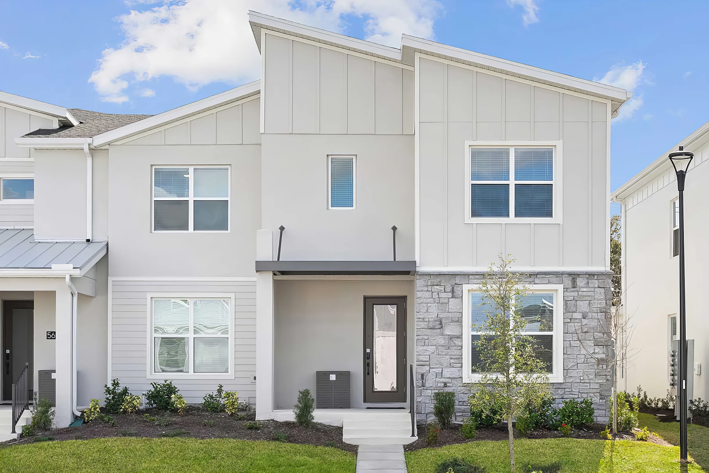 Wander Orlando Golden Retreat #1