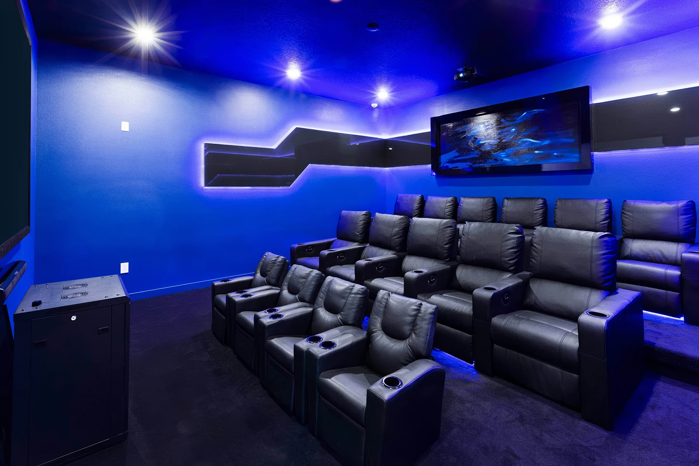 Wander Davenport Lush Retreat #2