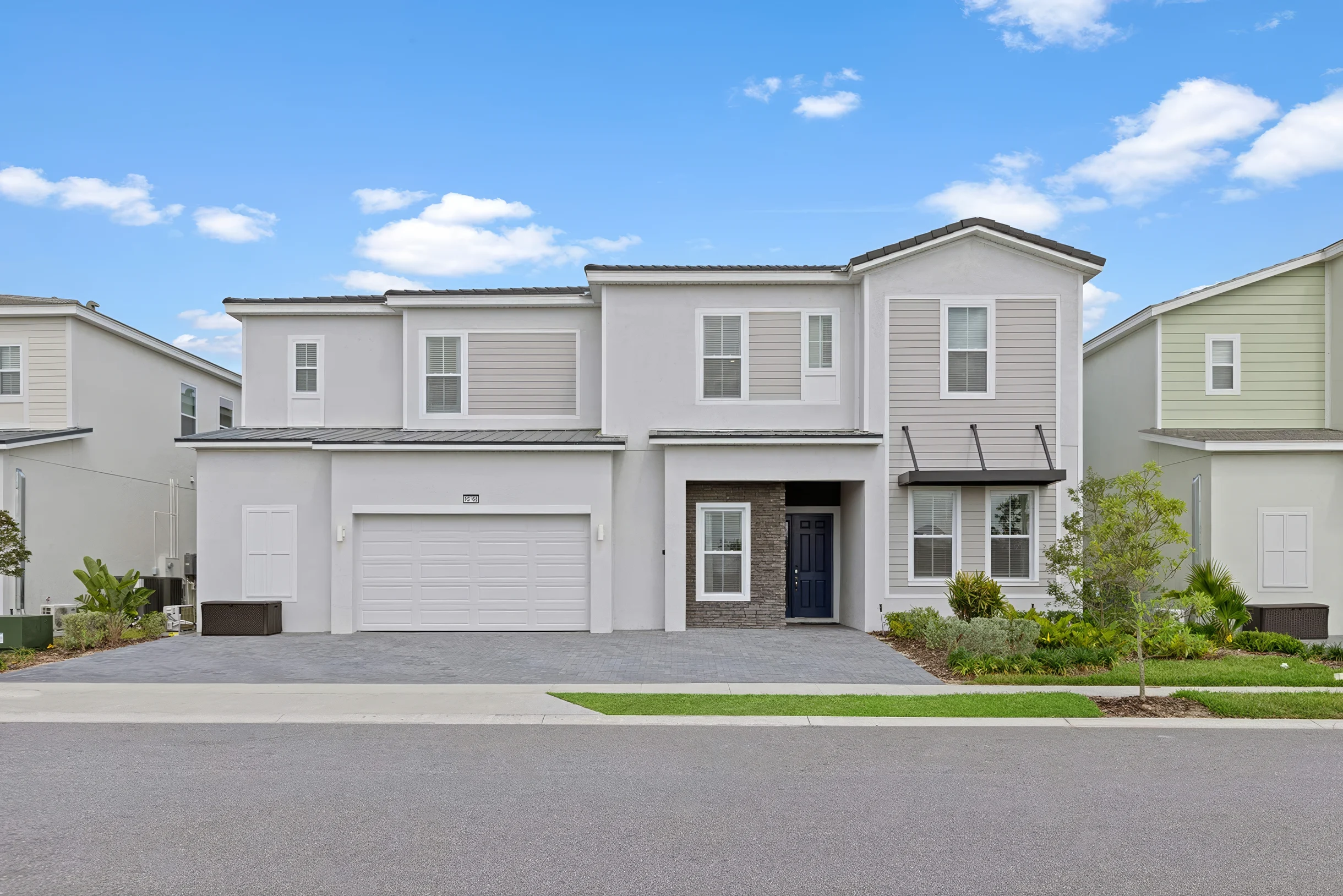 Wander Davenport Lush Retreat #5